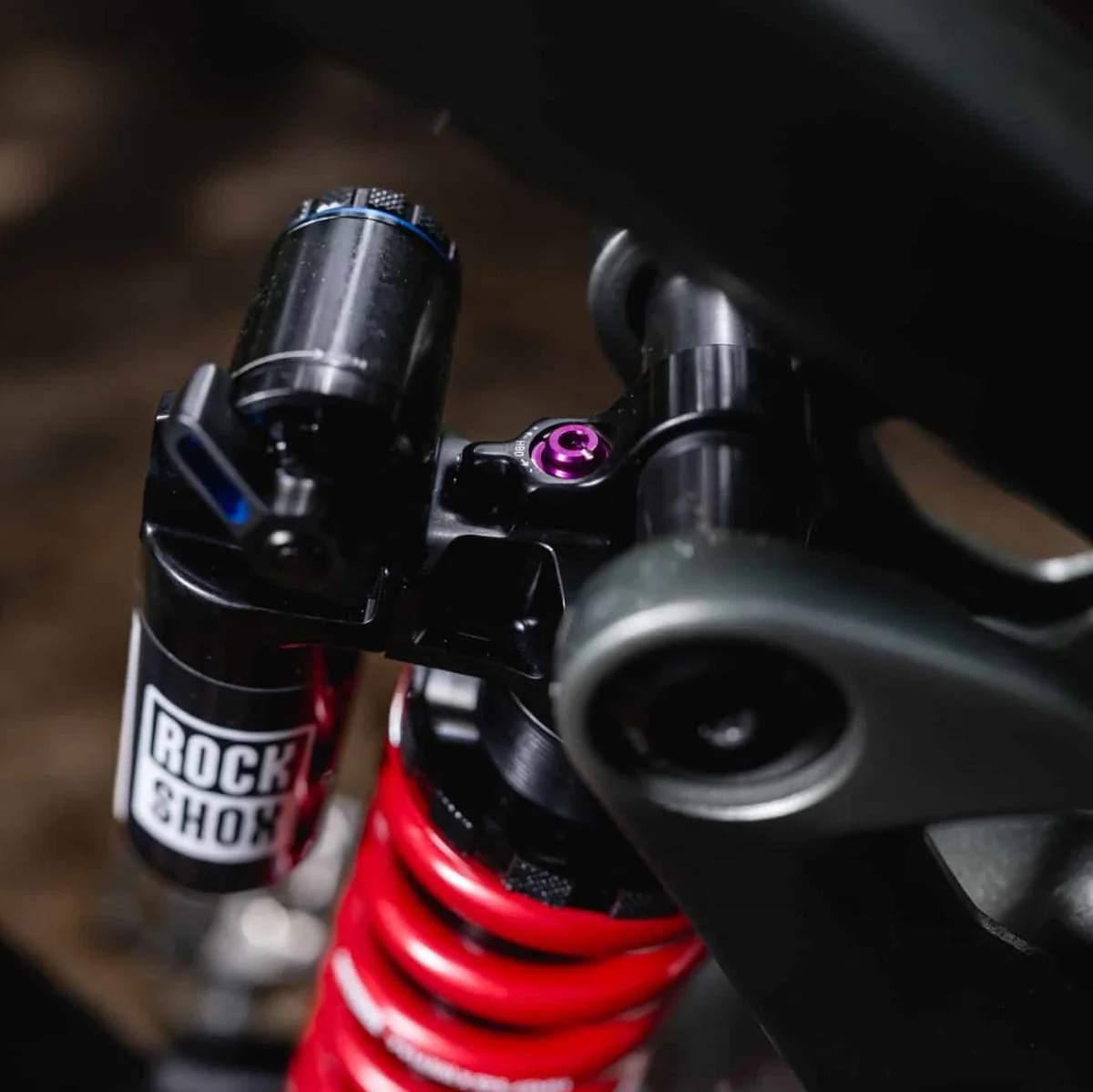 Amortyzator ROCKSHOX VIVID ULTIMATE RC2T HBO Standard do rowerów Specialized Enduro (2020+) - Image 5