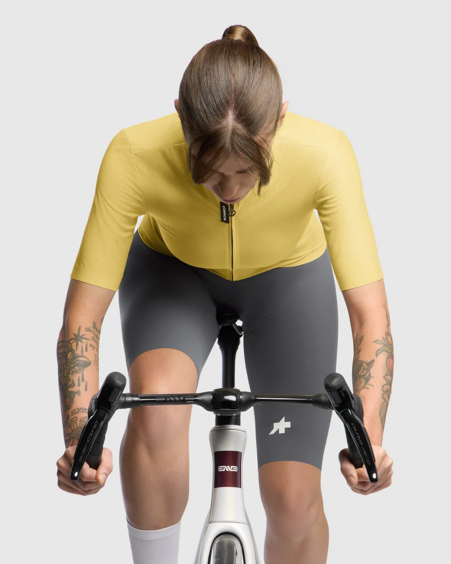 ASSOS DYORA R S11 damska koszulka z krótkim rękawem żółta - Image 4