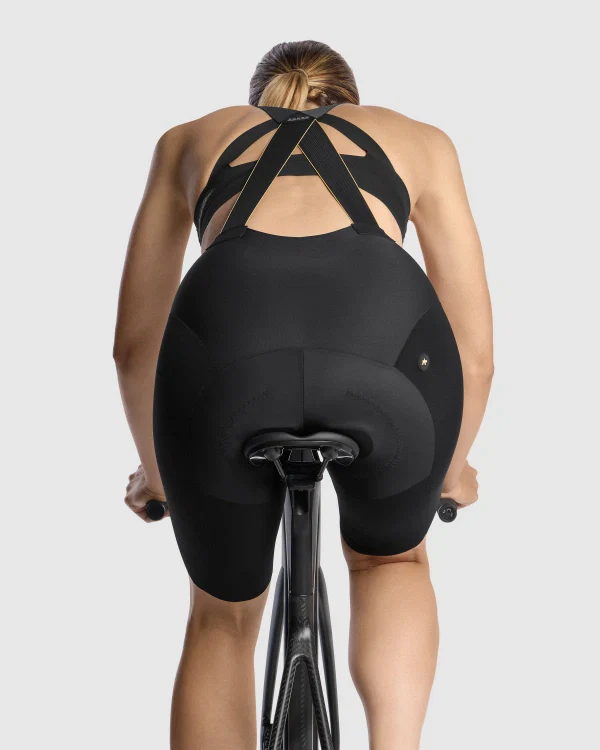 ASSOS DYORA RSV S11 damska koszulka na szelkach w kolorze czarnym - Image 7