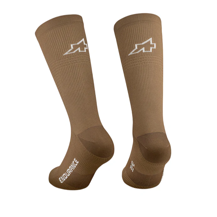 ASSOS ENDURANCE S11 brązowe skarpetki - Image 2