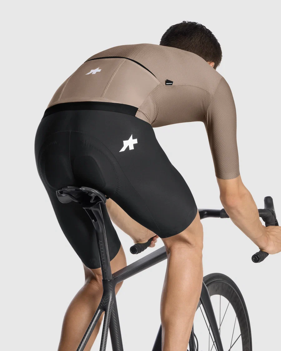 ASSOS EQUIPE R S11 Koszulka z krótkim rękawem Terra Sand - Image 3