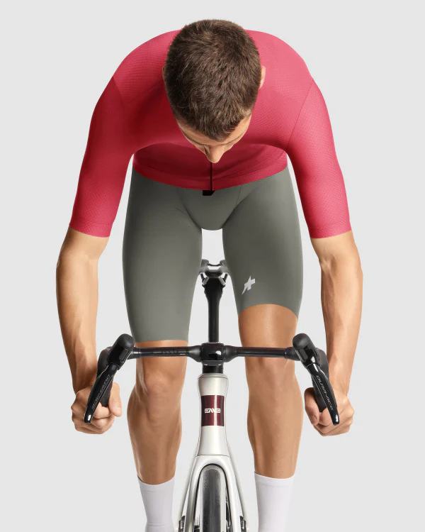 ASSOS EQUIPE R S11 Koszulka z krótkim rękawem Berry - Image 5