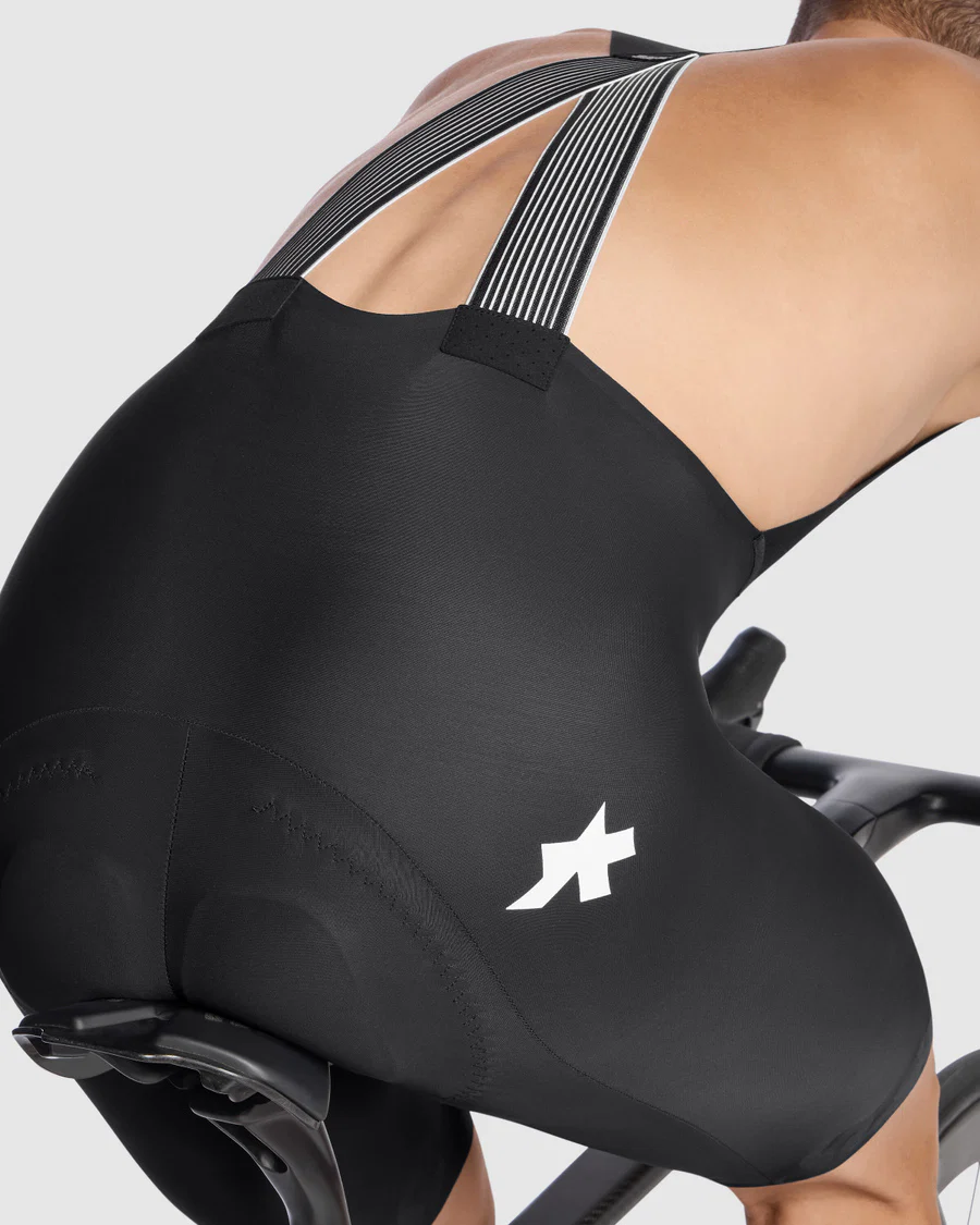 ASSOS EQUIPE R S11 spodenki na szelkach czarny - Image 10