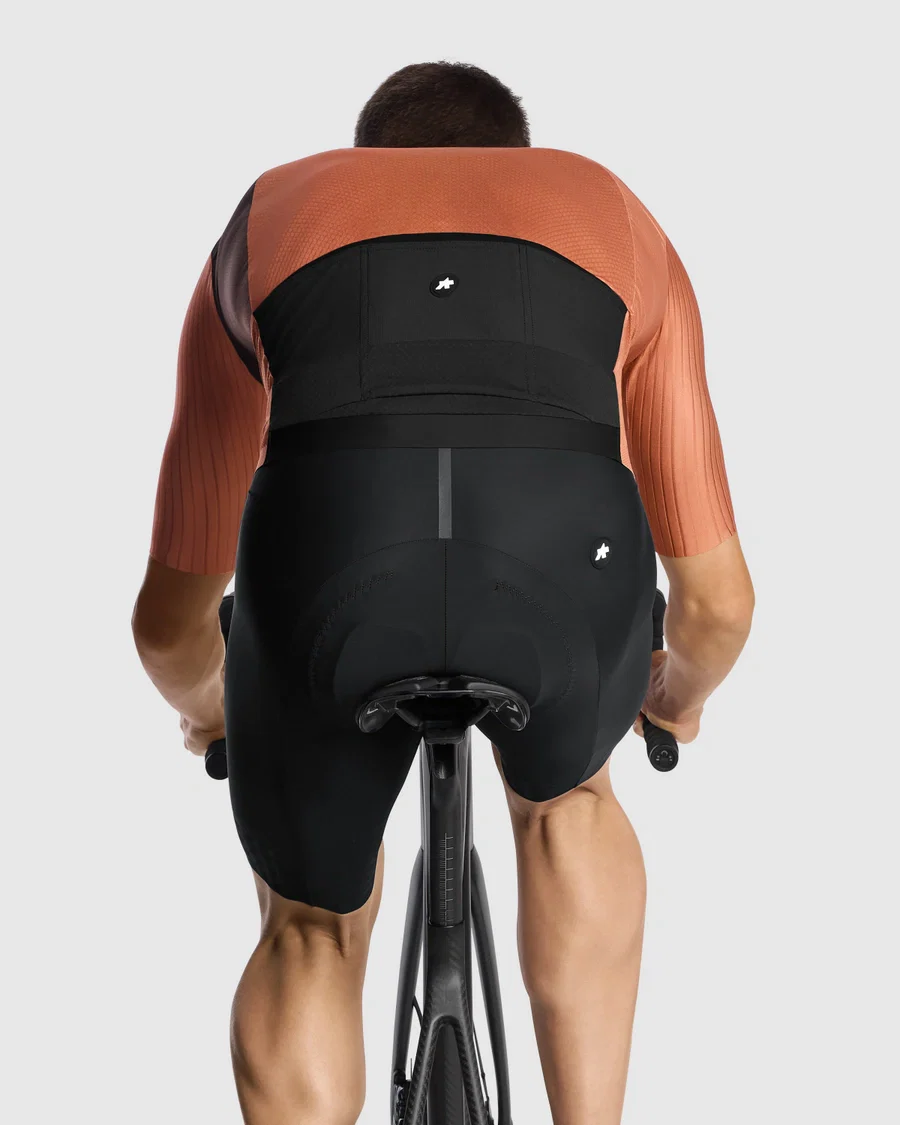 ASSOS EQUIPE RS S11 Brązowa koszulka z krótkim rękawem - Image 7