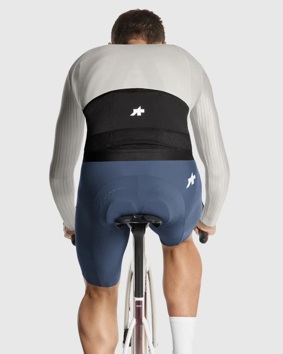 ASSOS EQUIPE RS S11 Jersey z długim rękawem Almond Milk - Image 7