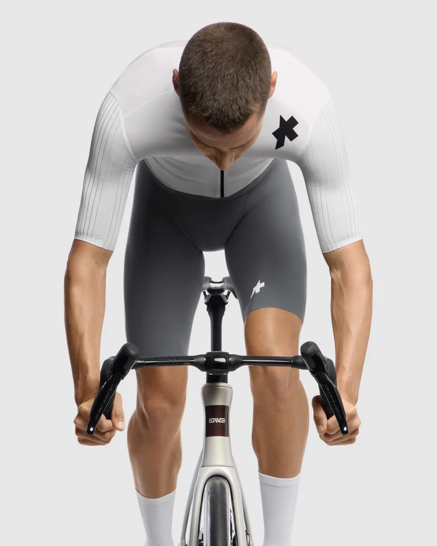 ASSOS EQUIPE RS S11 Koszulka z krótkim rękawem biała - Image 4