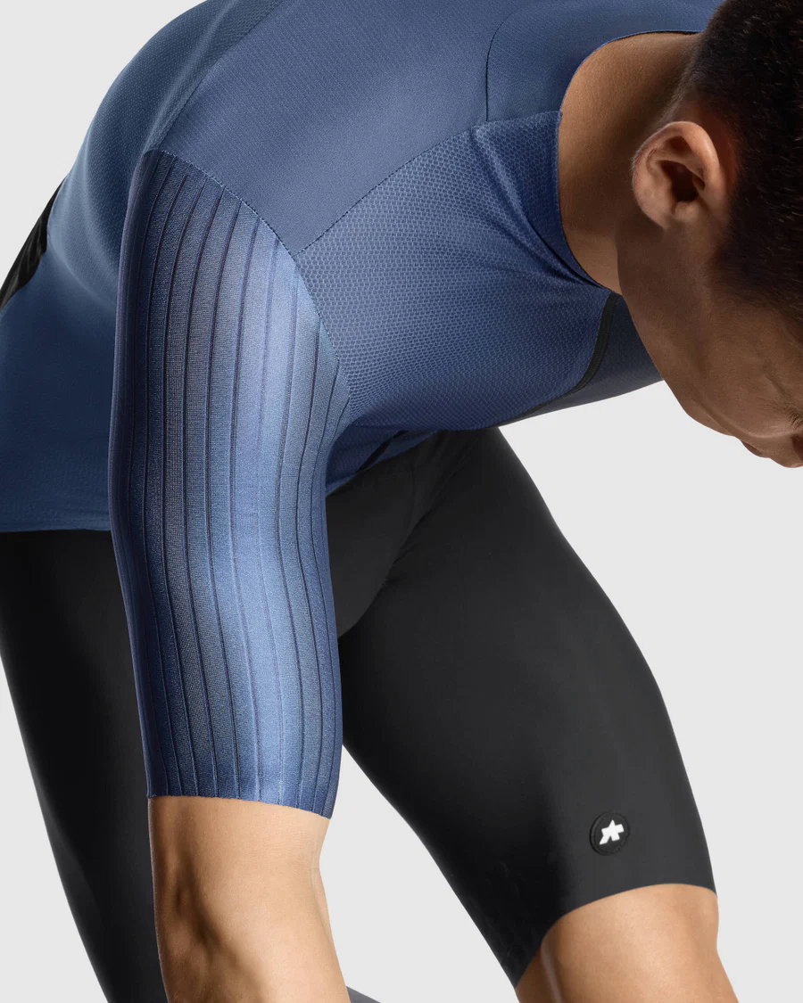 ASSOS EQUIPE RS S11 Koszulka z krótkim rękawem niebieska - Image 8
