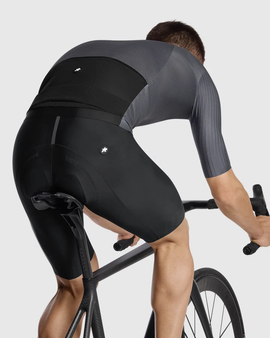 ASSOS EQUIPE RS S11 Koszulka z krótkim rękawem szara - Image 7
