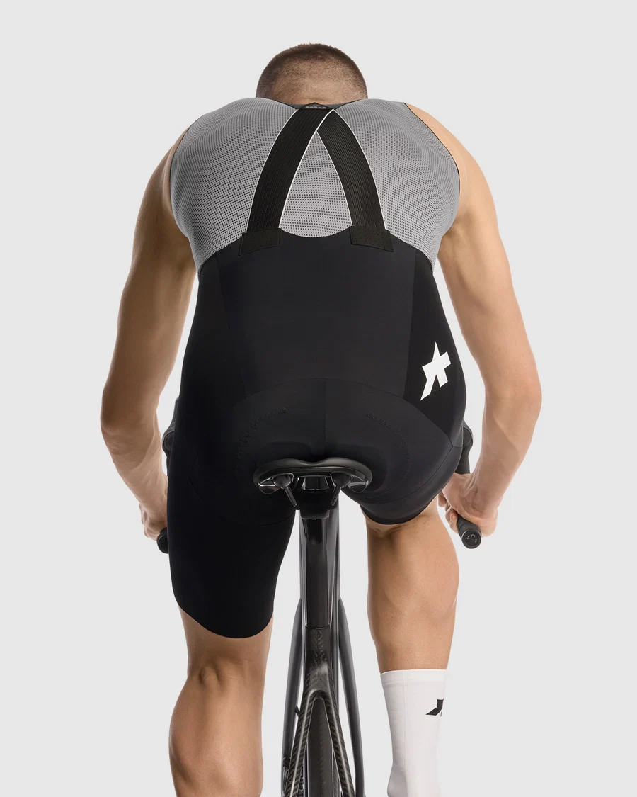 ASSOS EQUIPE RSR BOLIDE S11 spodenki na szelkach czarny - Image 6