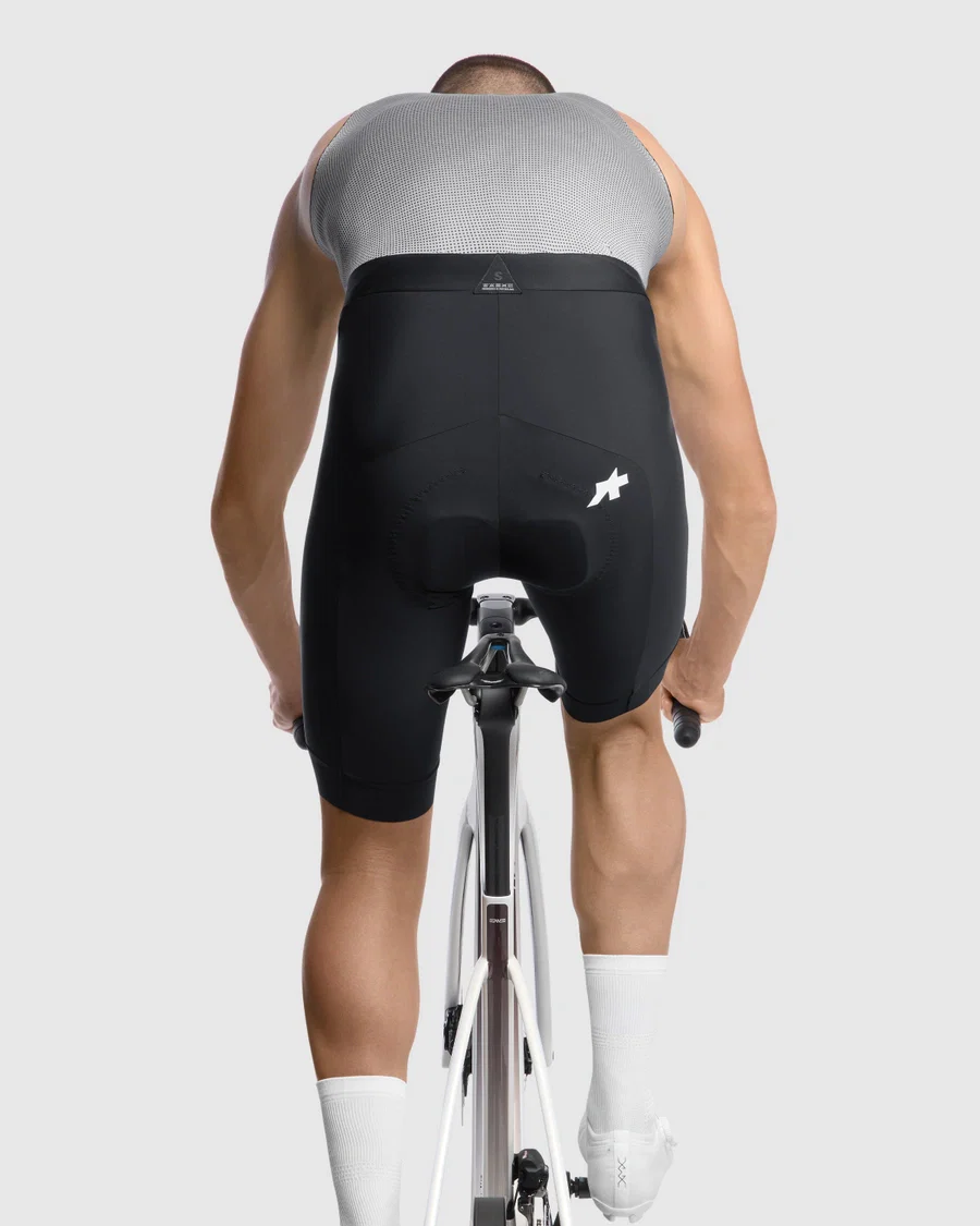 ASSOS MILLE GT Half Short S11 czarny - Image 6