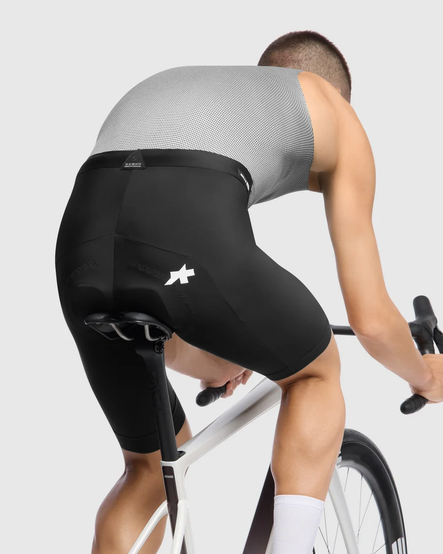 ASSOS MILLE GT Half Short S11 czarny - Image 7