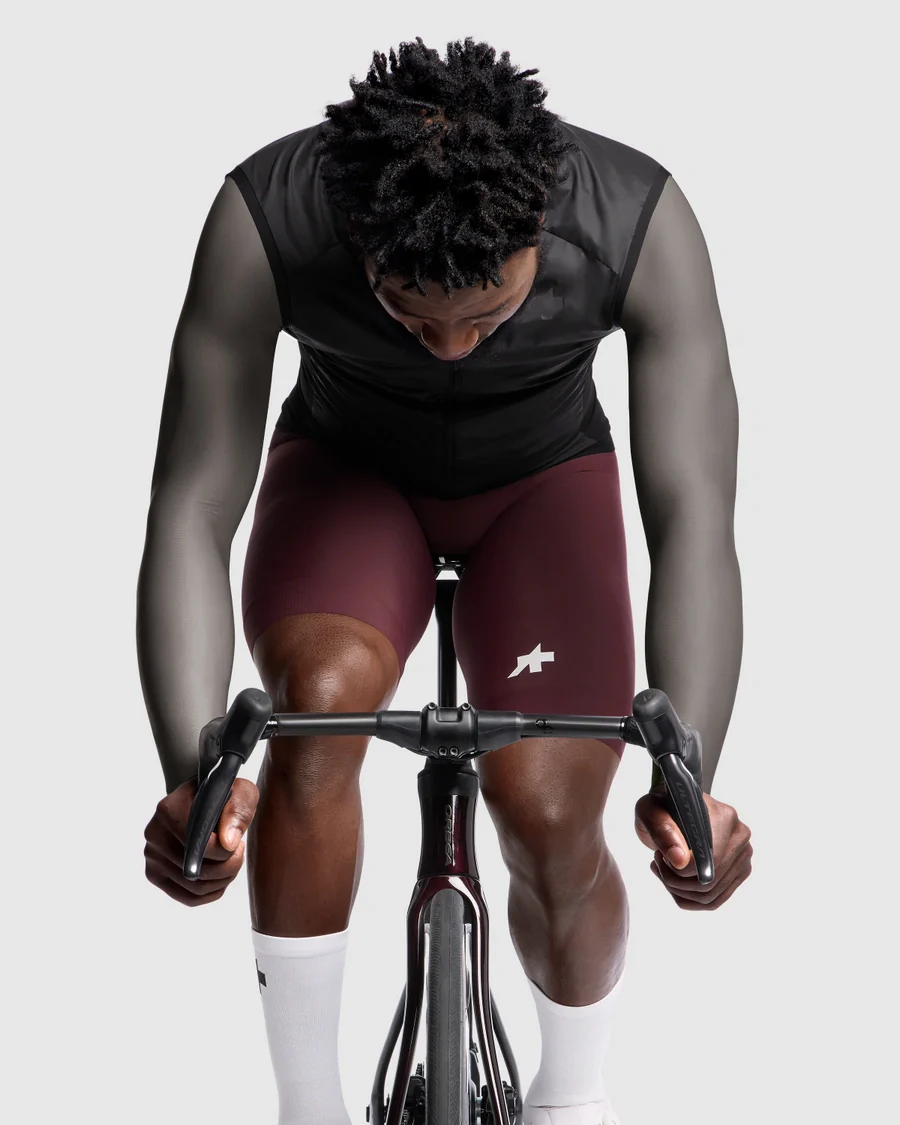 ASSOS MILLE GT WIND S11 Kurtka bez rękawów czarny - Image 5