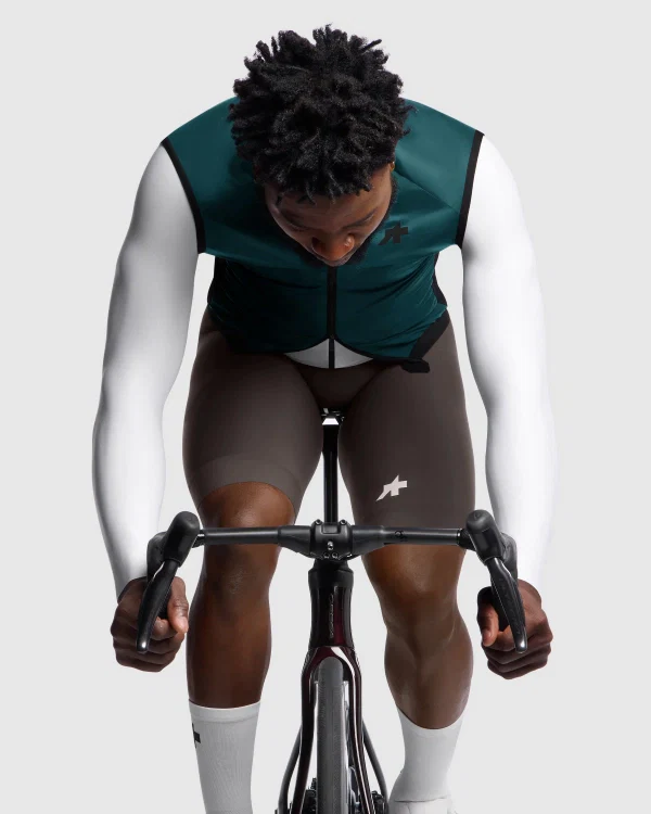 ASSOS MILLE GT WIND S11 Kurtka bez rękawów w kolorze głębokiej benzyny - Image 4