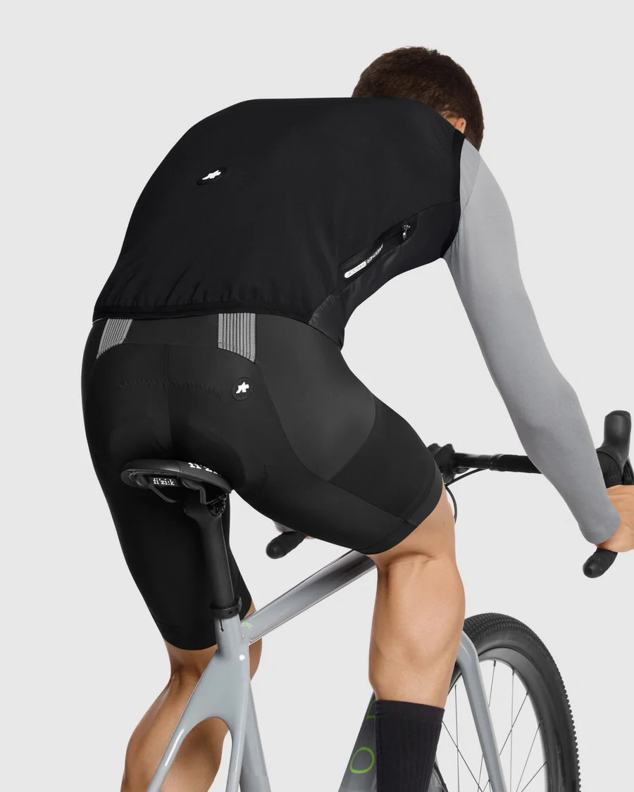 ASSOS TACTICA T5 Kurtka bez rękawów czarny - Image 7