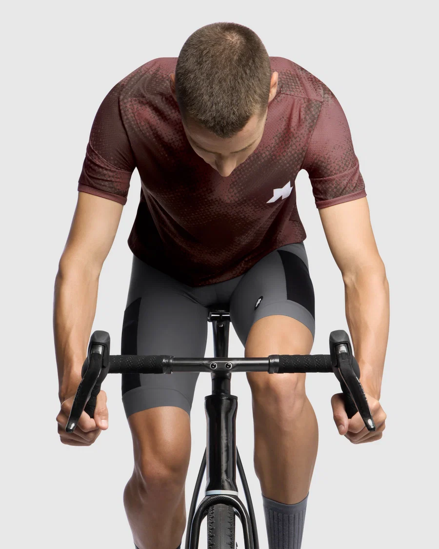 ASSOS TACTICA T5 MUD FLAGE koszulka z krótkim rękawem brązowa - Image 5