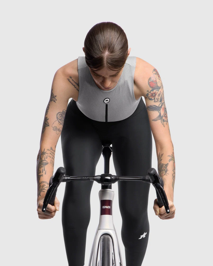 ASSOS UMA GT Half S11 Długie damskie buty do ud czarne - Image 5