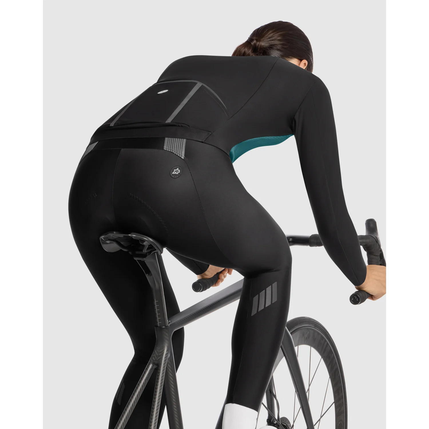 ASSOS UMA GT HASHOOGI WINTER S11 Kurtka damska Foundation Green - Image 6