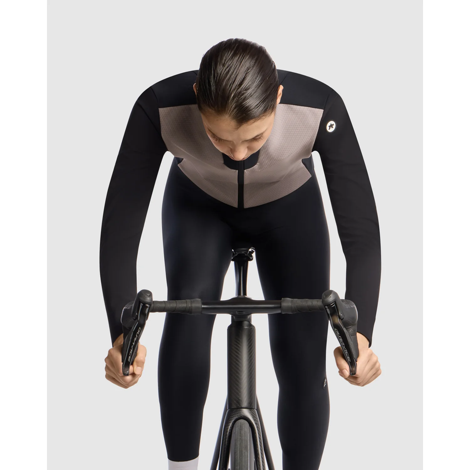 ASSOS UMA GT HASHOOGI WINTER S11 Kurtka damska Dune Sand - Image 6
