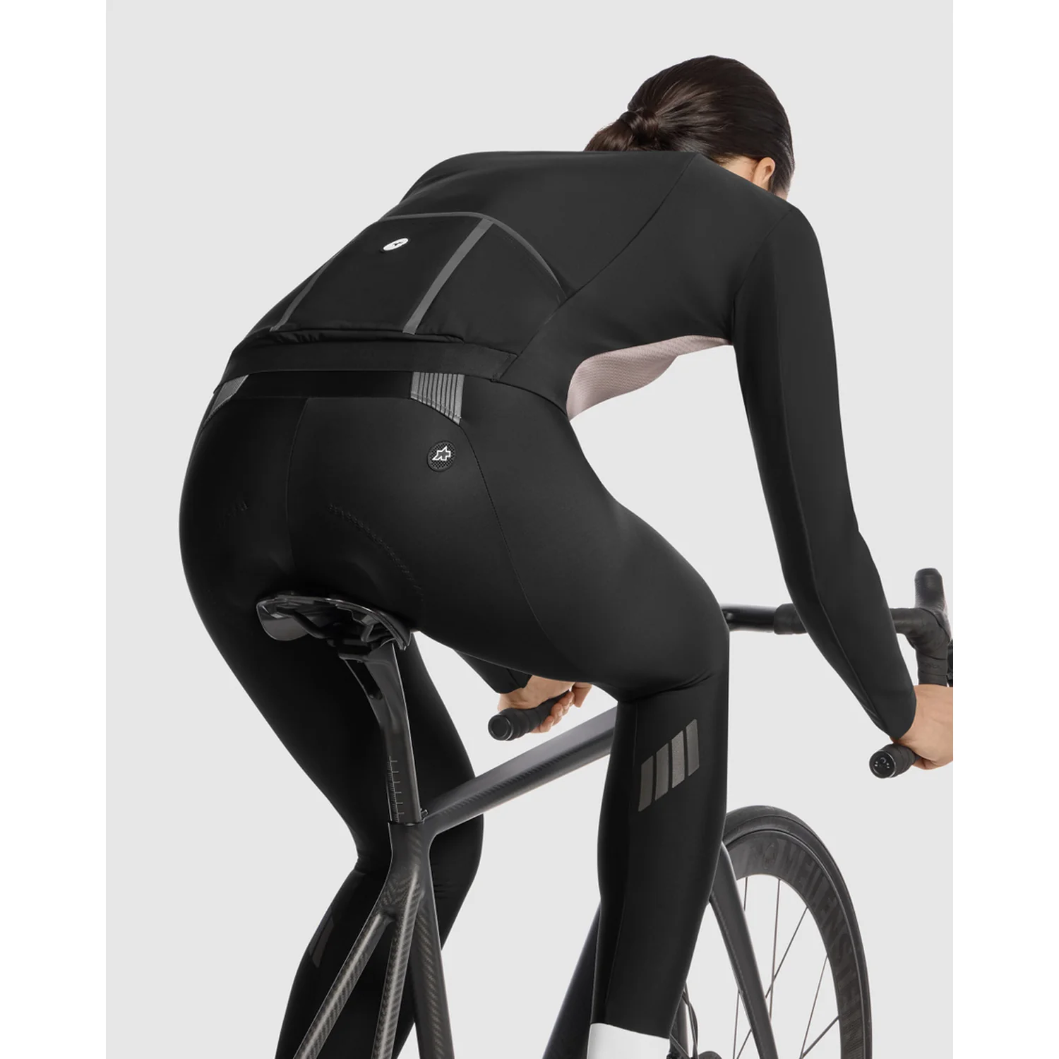 ASSOS UMA GT HASHOOGI WINTER S11 Kurtka damska Dune Sand - Image 7