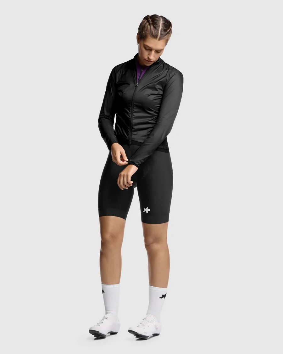 ASSOS UMA GT WIND S11 Kurtka damska czarny - Image 7