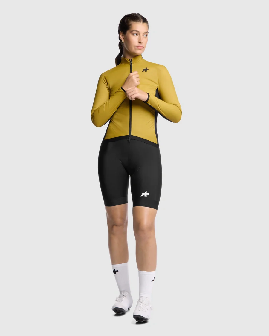 ASSOS UMA GT WIND S11 Kurtka damska Złoty żółty - Image 7