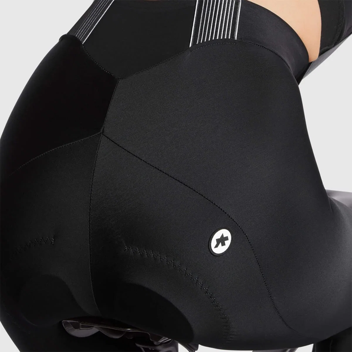 ASSOS UMA GT WINTER C2 Długie rajstopy damskie czarne - Image 10