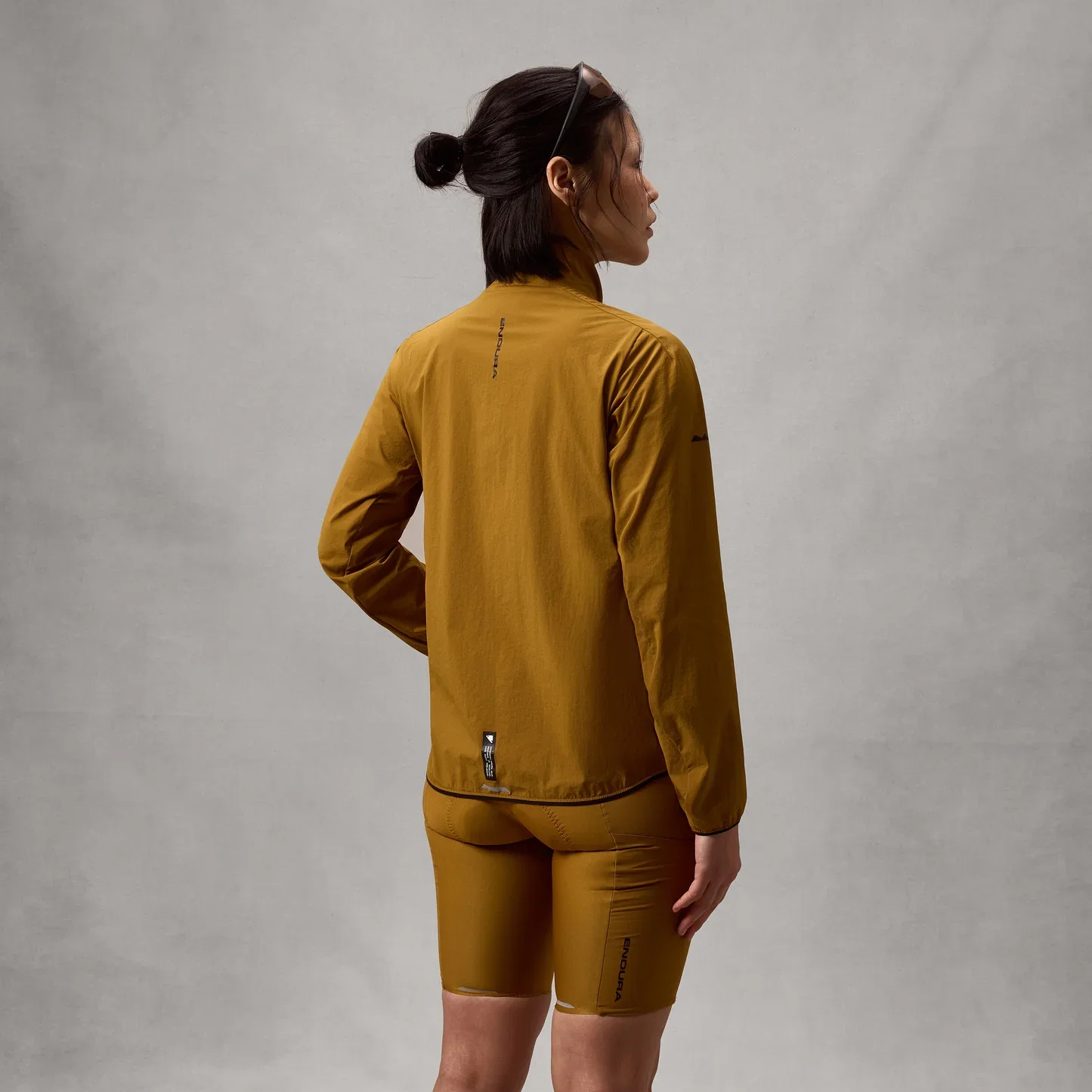 Brązowa kurtka damska ENDURA ALLTRACK RIDE PACKABLE Jacket - Image 4
