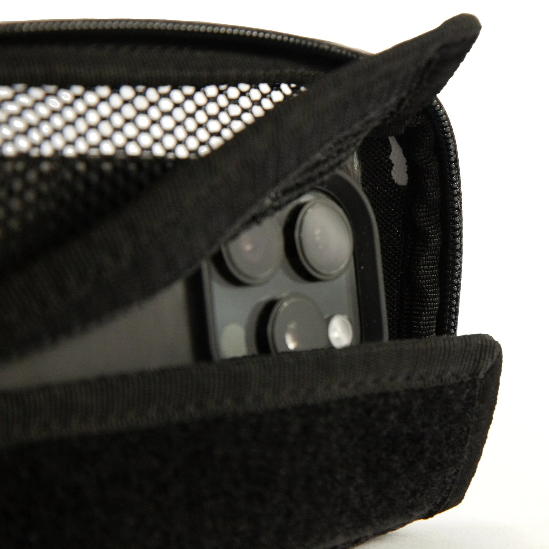 BUDS TOP FRAME BAG 1.5L Black - Image 6