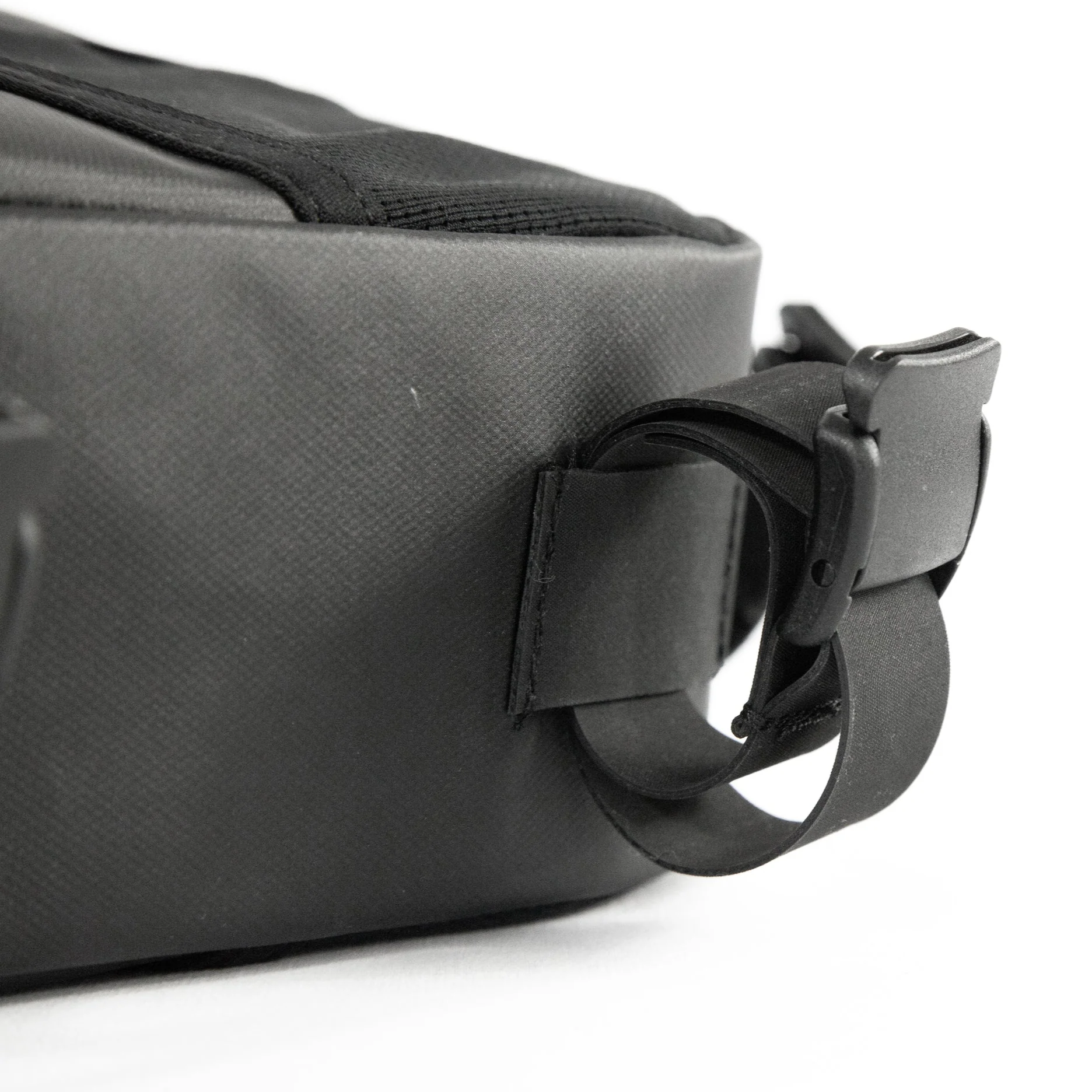 BUDS TOP FRAME BAG 1.5L Black - Image 7