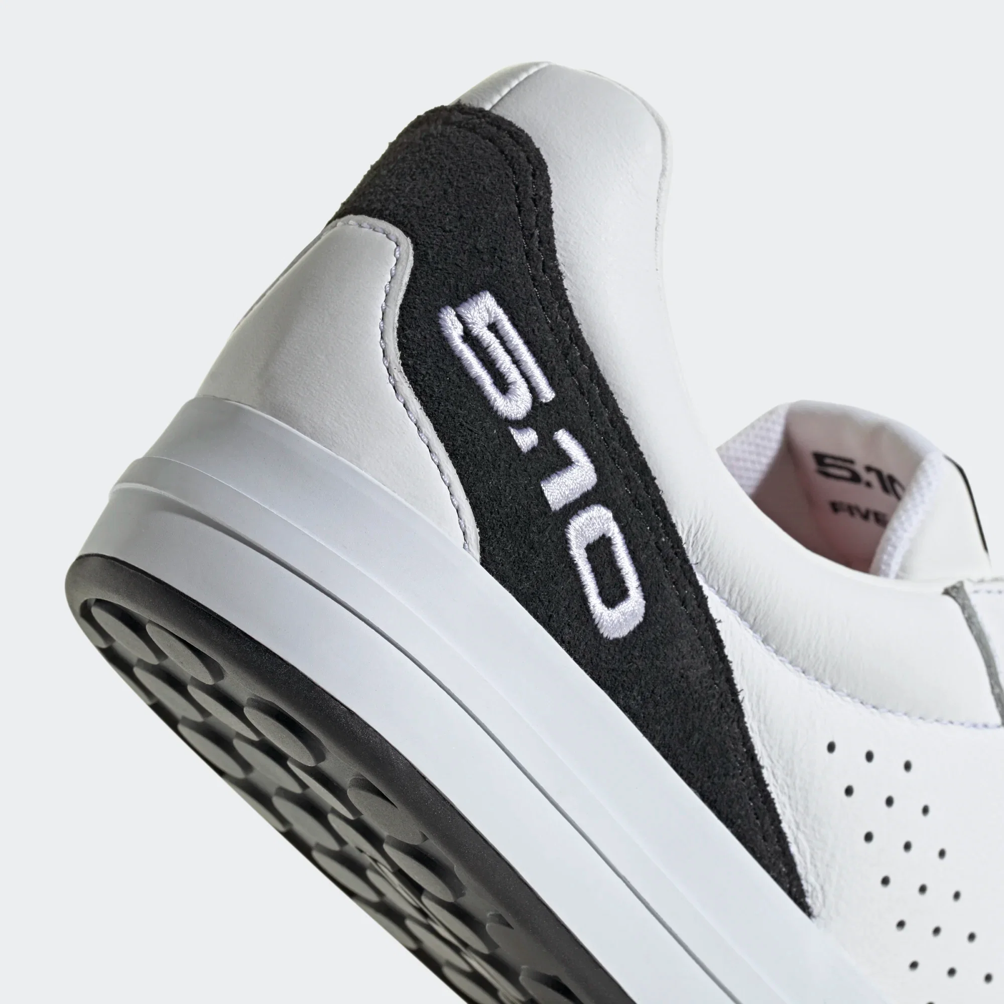 ADIDAS FIVE TEN SLEUTH DLX 2 Buty MTB biały/czarny - Image 5