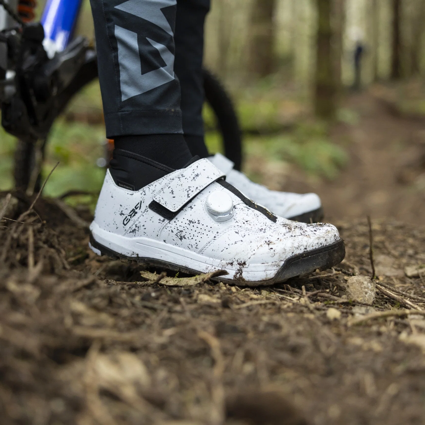 Buty MTB SHIMANO GE900 HS białe - Image 9