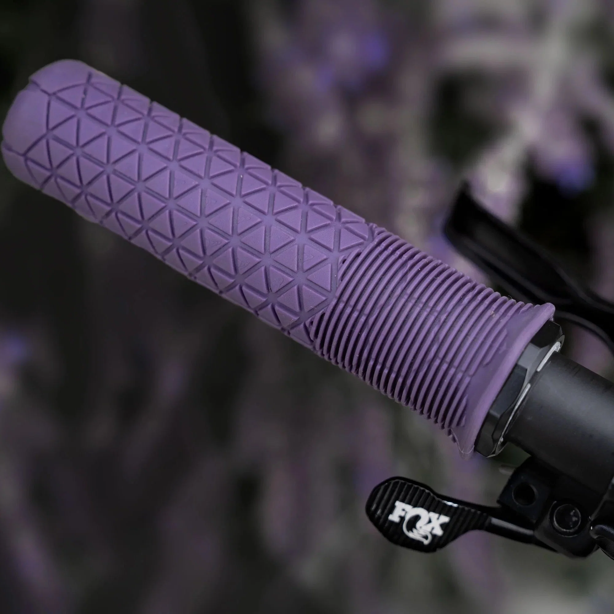 Chwyty ENVE FRACTAL Lock-On Trail Violet - Image 2