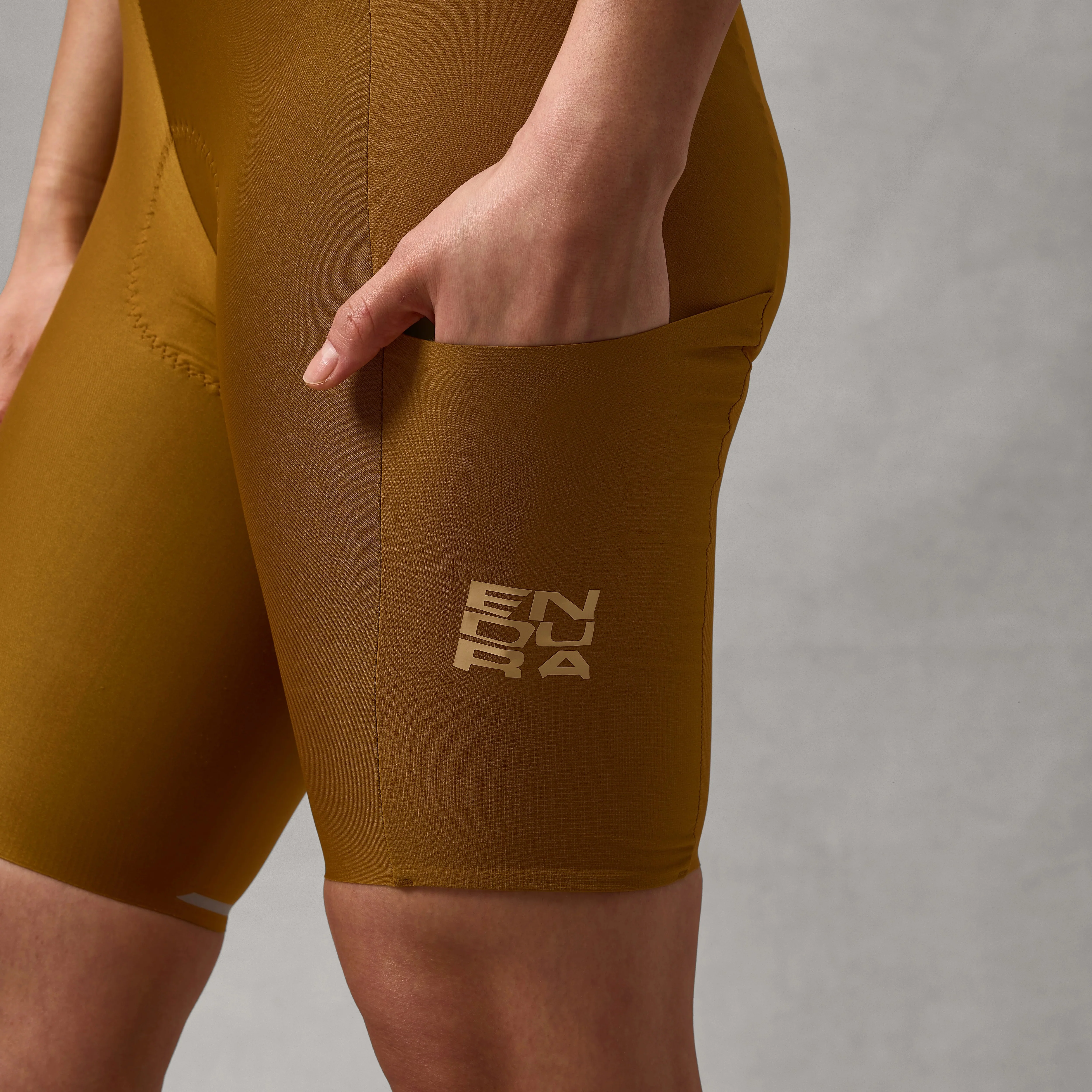 Damskie brązowe spodenki ENDURA ALLTRACK RIDE Bib Short - Image 6