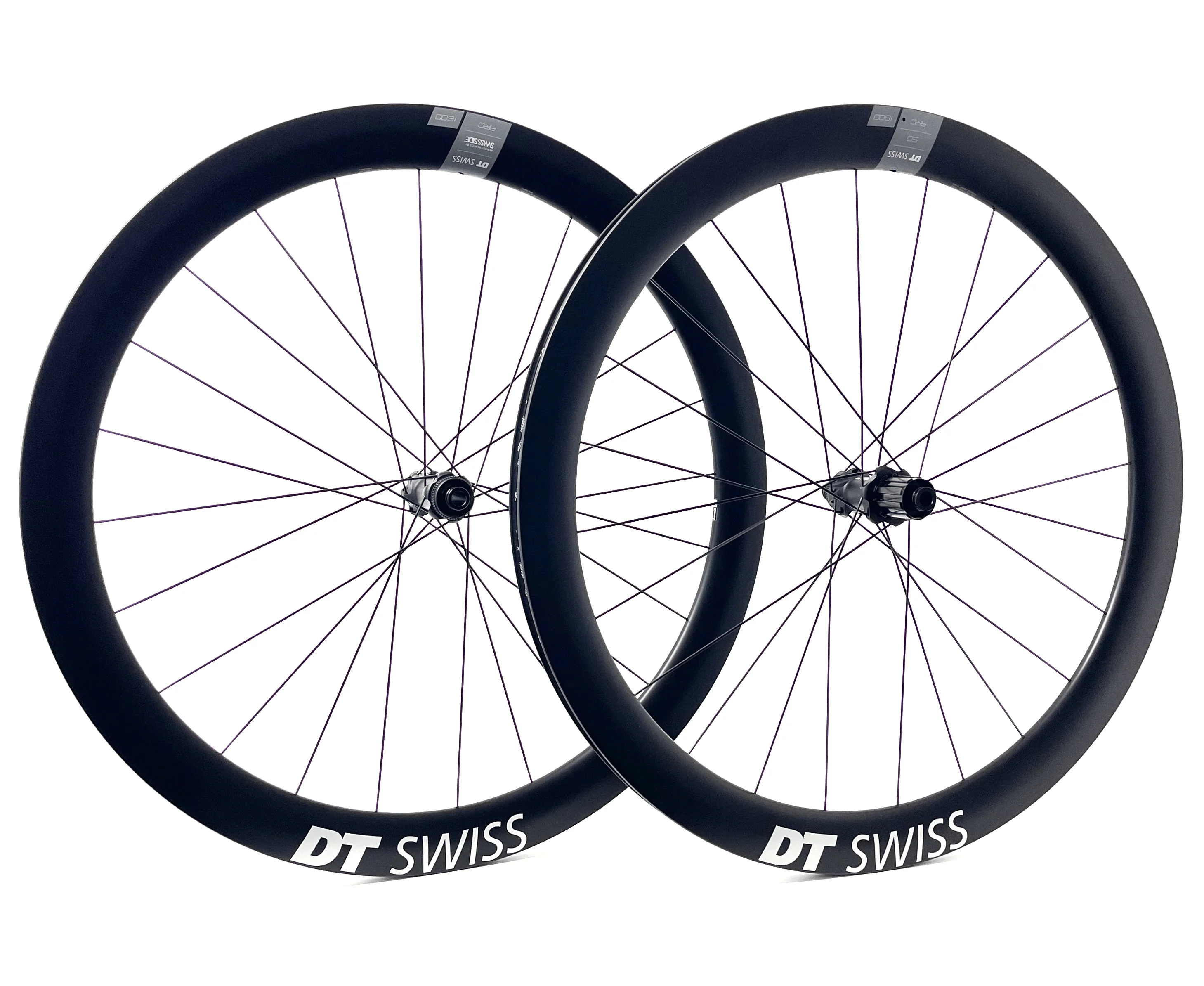 Przednie koło DT SWISS ARC 1600 SPLINE 50 mm przystosowane do zastosowania bezdętkowego (Centerlock)