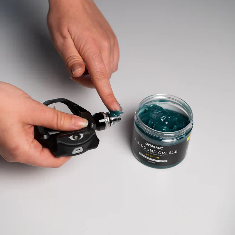 DYNAMIC ALL ROUND GREASE PREMIUM (200ml) - Image 2