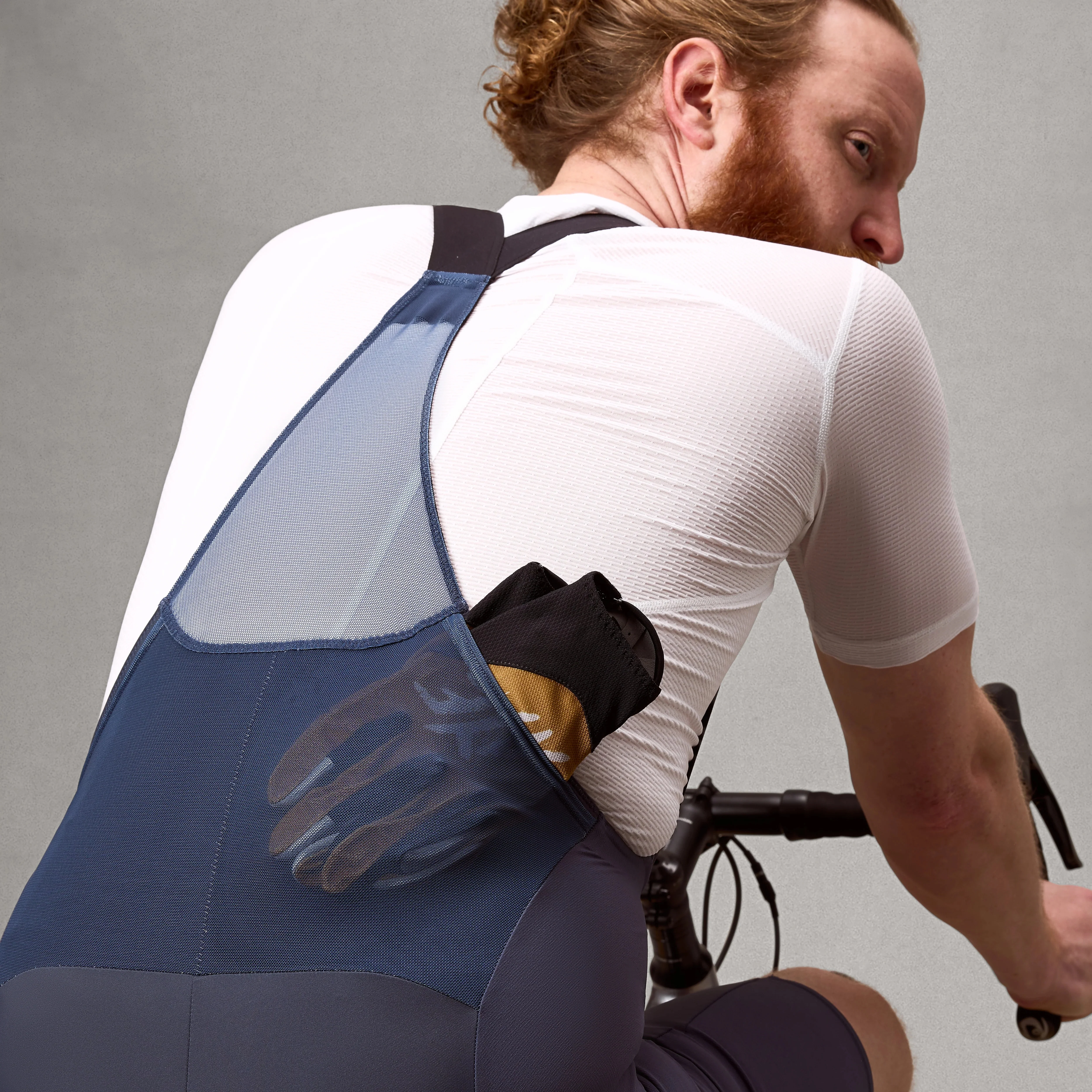 ENDURA ALLTRACK RIDE Carbon Bib Tight Grey - Image 5