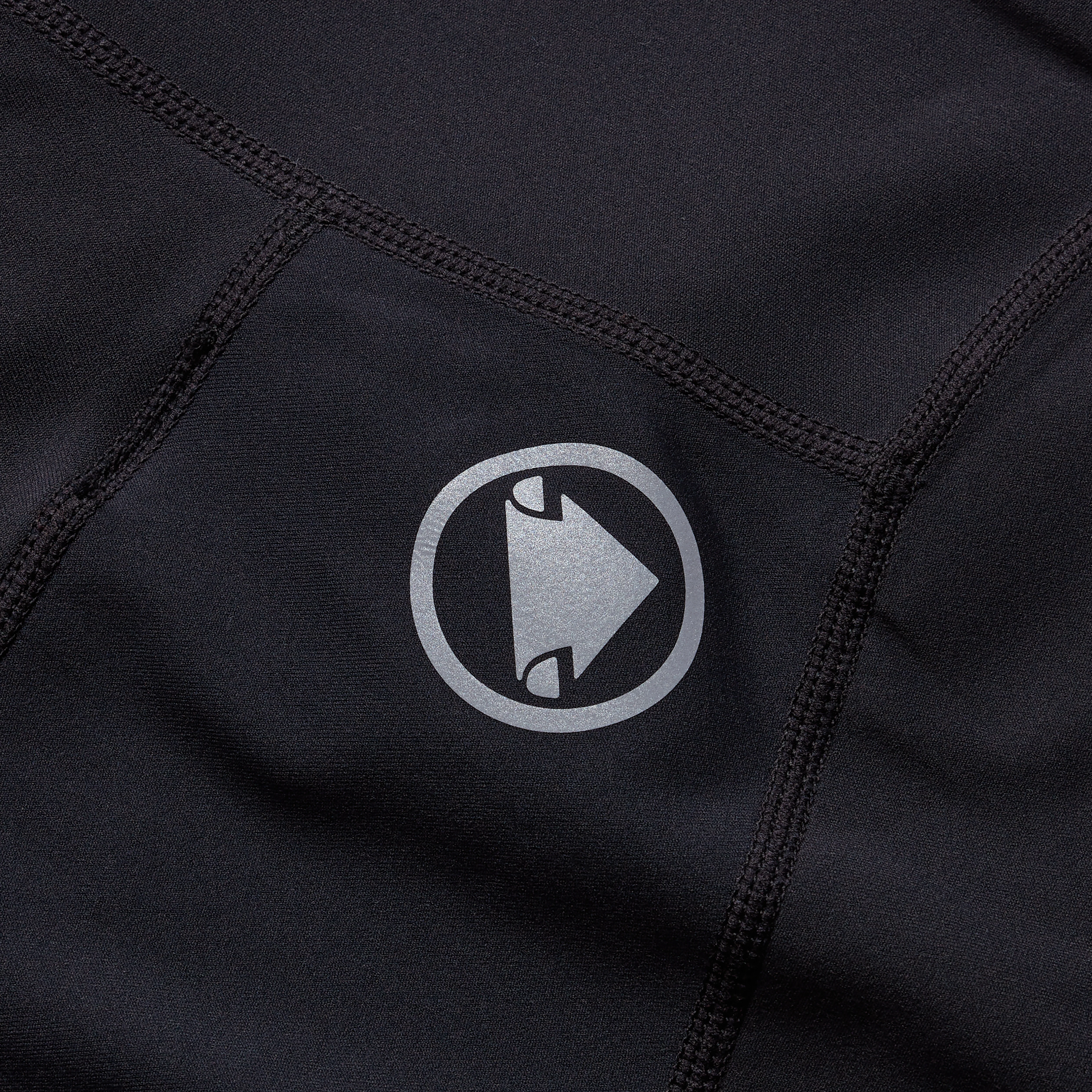 ENDURA LOOP Short Black - Image 4