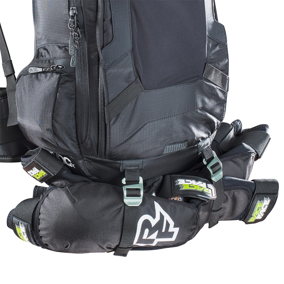 EVOC PROTECTOR FR ENDURO BLACKLINE 16 L Plecak ze zintegrowaną ochroną grzbietu czarny - Image 6