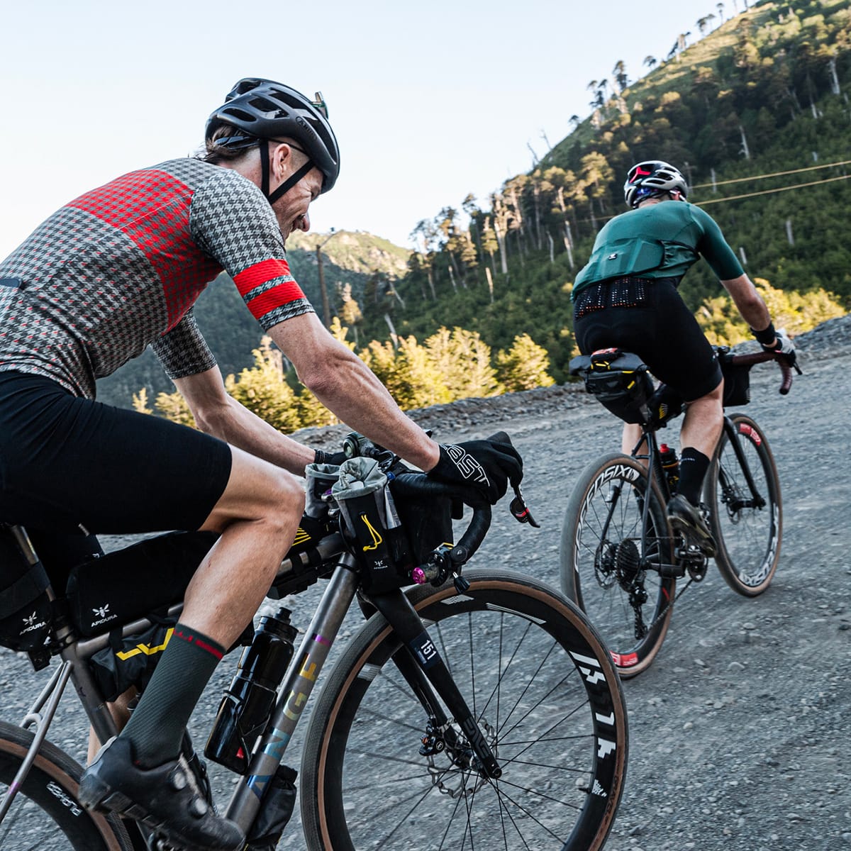 Kask szosowy ABUS AIRBREAKER czarny - Image 9