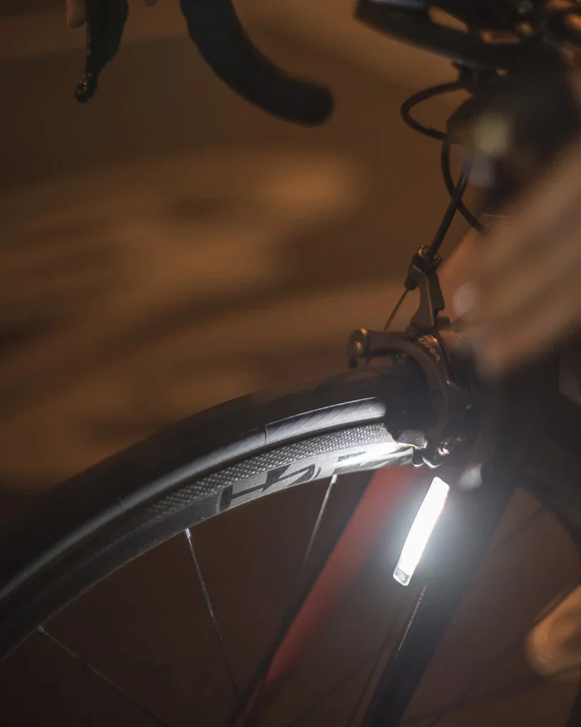KNOG PLUS TWINPACK Lampa przednia i tylna 40/20 lumenów, czarna - Image 5