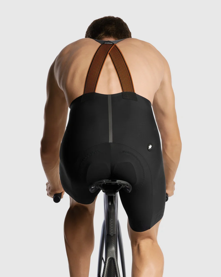 Koszulka ASSOS EQUIPE RS SCHTRADIVAR S11 Regular Bib Tight czarna - Image 9