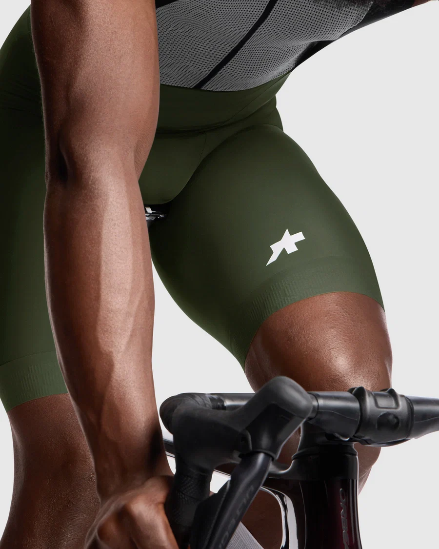 Koszulka ASSOS MILLE GT S11 Moss Green Bib Tight - Image 5
