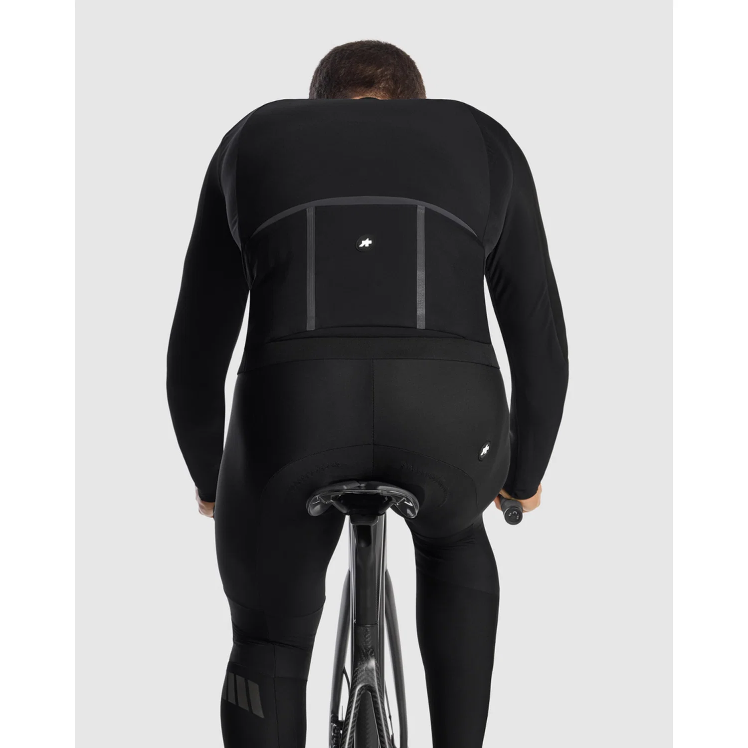 ASSOS EQUIPE R HABU WINTER S11 Kurtka czarny - Image 6