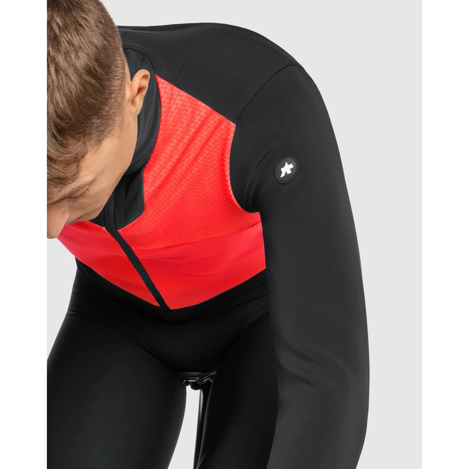 ASSOS EQUIPE R HABU WINTER S11 Kurtka LollyRed - Image 5