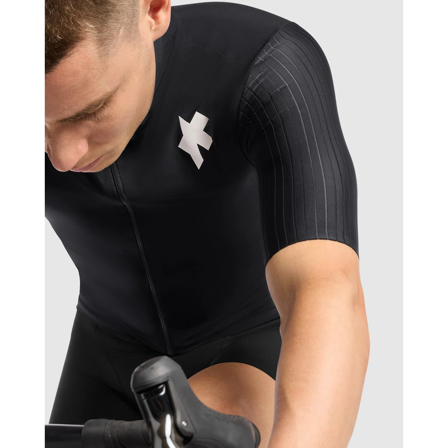 ASSOS EQUIPE RS SHELL S11 Kurtka bez rękawów czarny - Image 5