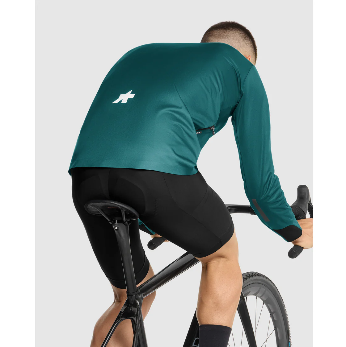 Kurtka ASSOS TACTICA RAIN T5 Foundation Green - Image 6