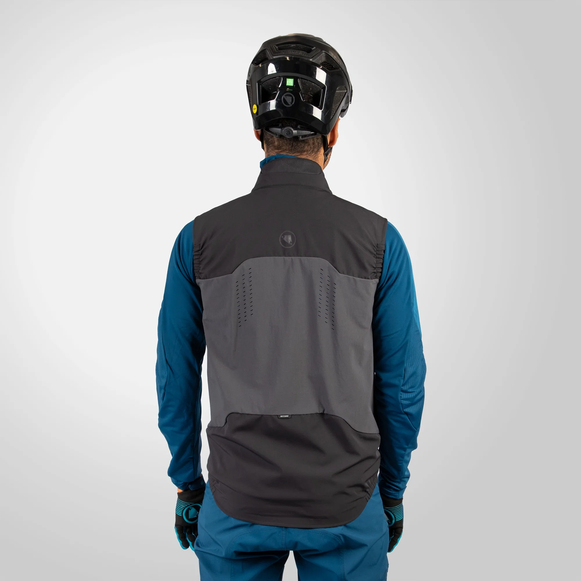 ENDURA MT500 SPRAY Kamizelka czarna - Image 2