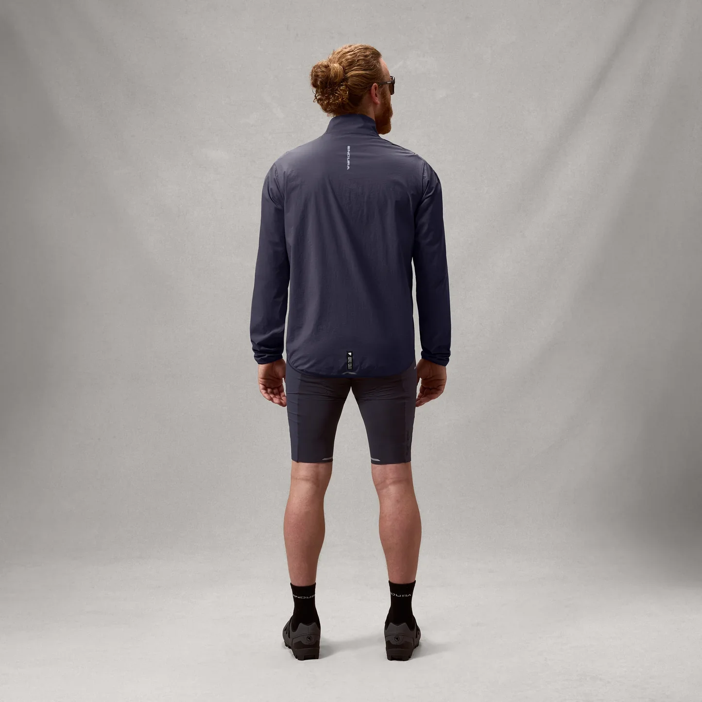 Kurtka ENDURA ALLTRACK RIDE PACKABLE Carbon Jacket Grey - Image 3