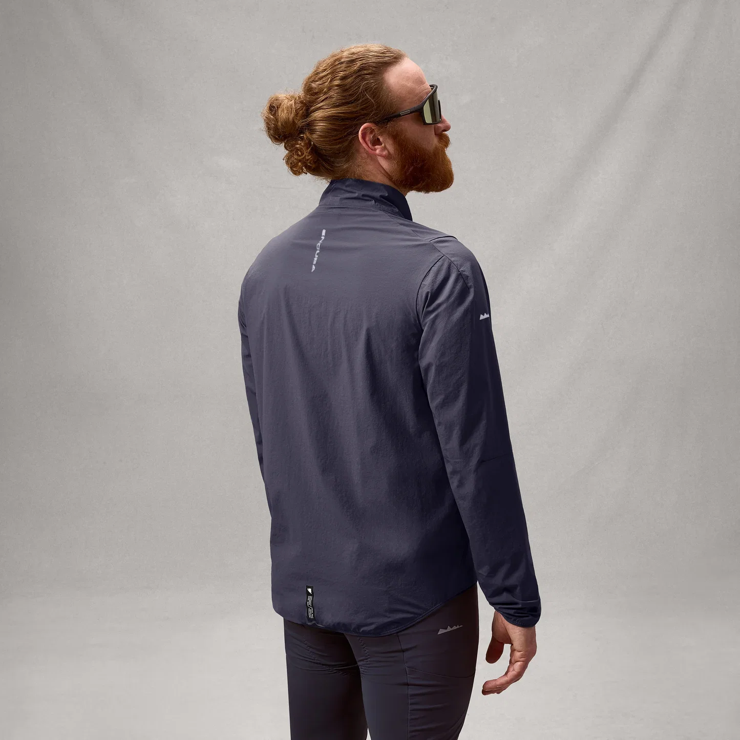 Kurtka ENDURA ALLTRACK RIDE PACKABLE Carbon Jacket Grey - Image 4