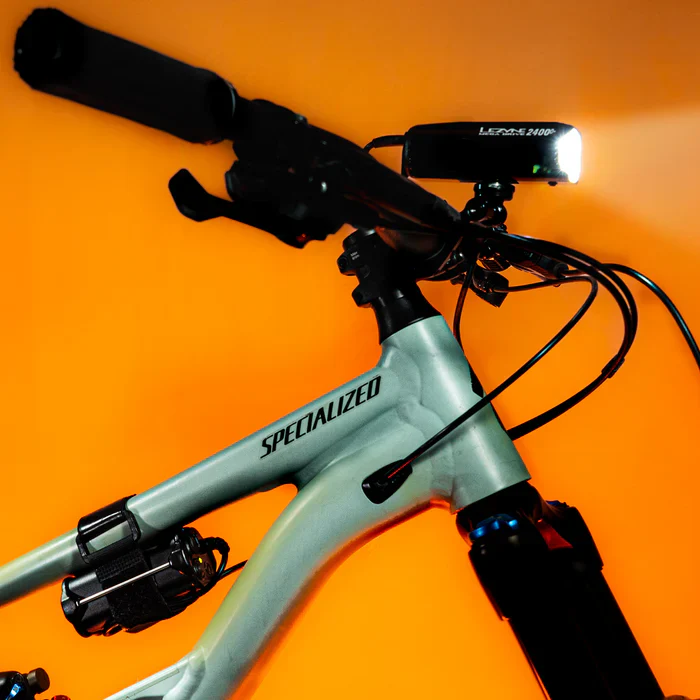 LEZYNE INFINITE LIGHT POWER PACK + bateria - Image 3
